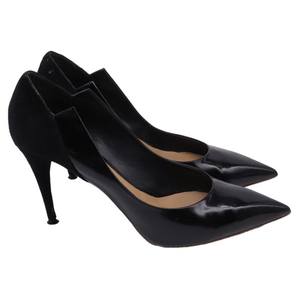 Chloé Pointed-Toe Pumps in Black Patent Leather and Suede